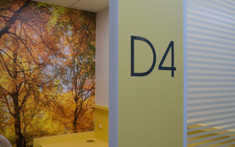 FOTO OFICINA AMARILLA